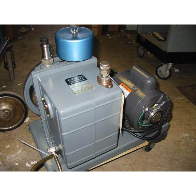 Sargent Welch Model 1402 vacuum pump