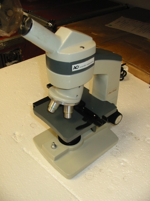 買う格安 アズワン AS ONE 生物顕微鏡M-100FL-LED 1-3445-01 [A100609] 顕微鏡 